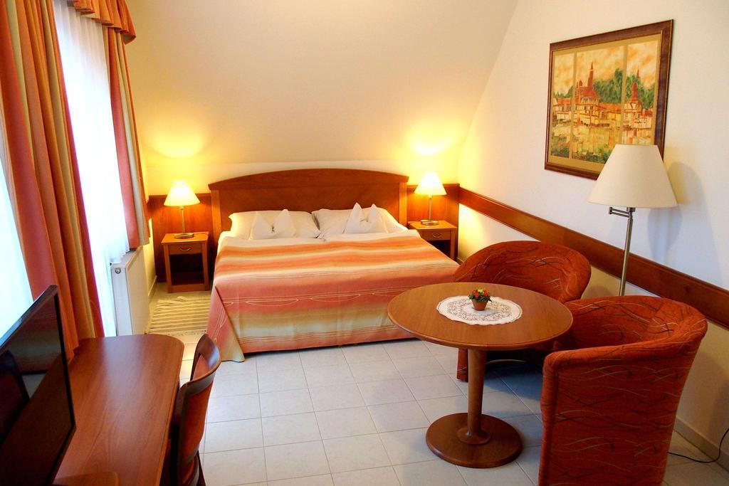 Fortuna Villa Hévíz Esterno foto